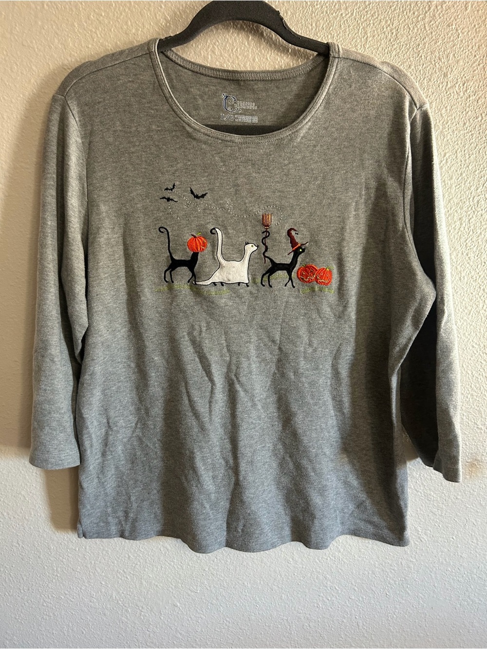 Vintage Y2K Classic Elements Halloween Cat Witch Embroidered Tshirt Womens L